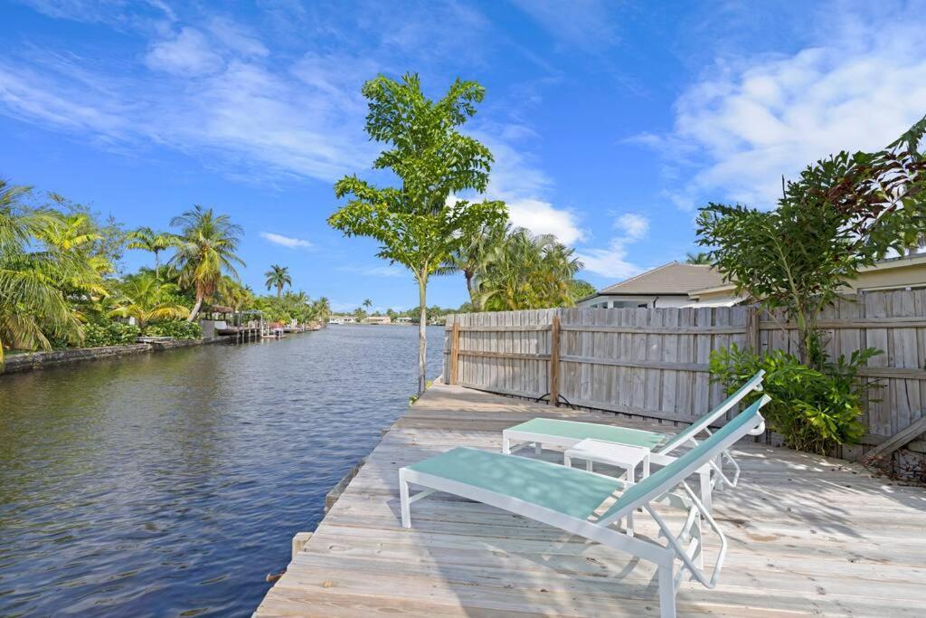 Waterfront-Heated Pool-Mini Golf-Game Room-2Mi Beach Fort Lauderdale Exterior photo