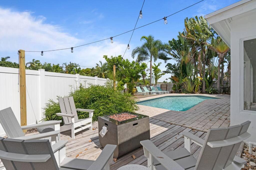 Waterfront-Heated Pool-Mini Golf-Game Room-2Mi Beach Fort Lauderdale Exterior photo
